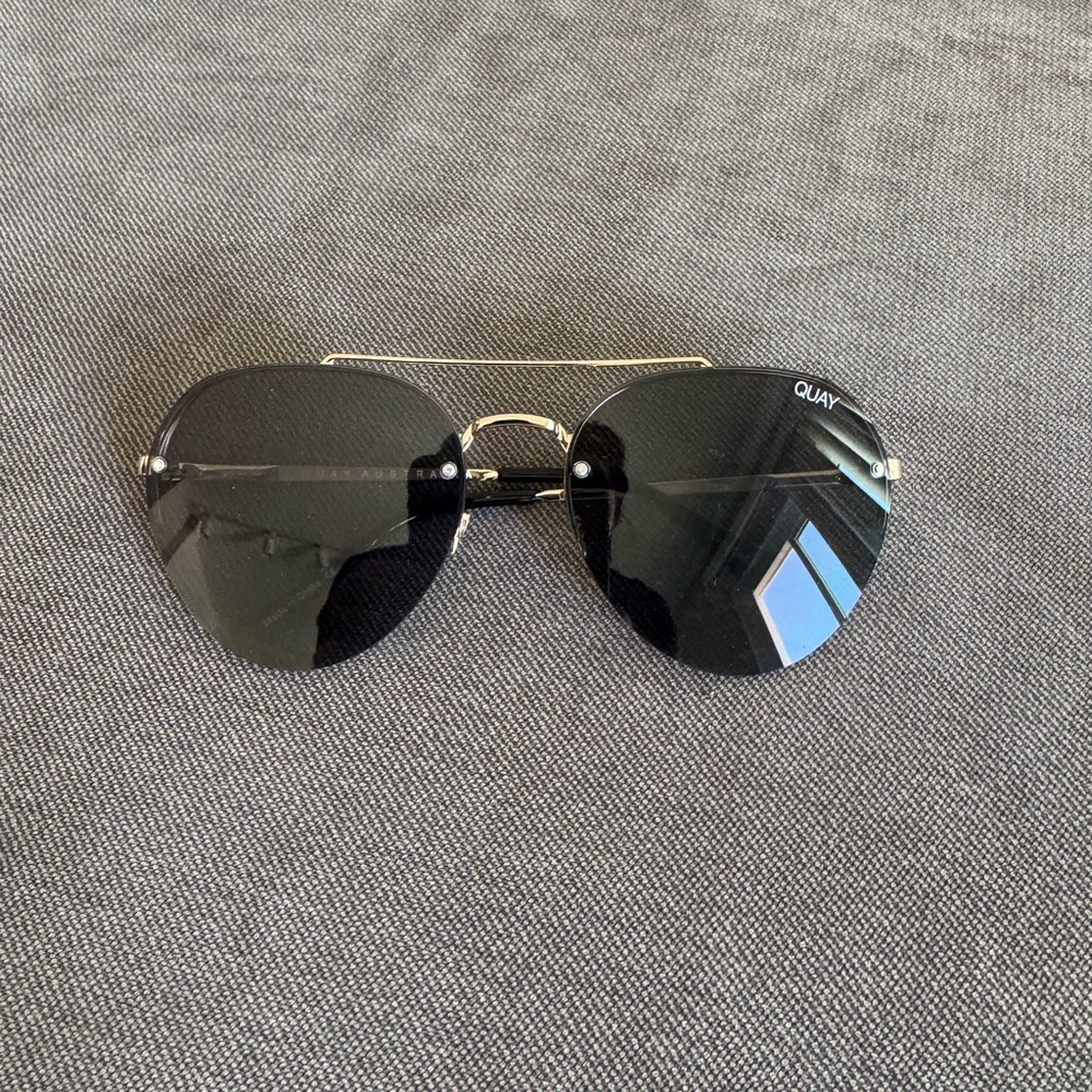 Quay Australia Black Aviator Sunglasses
